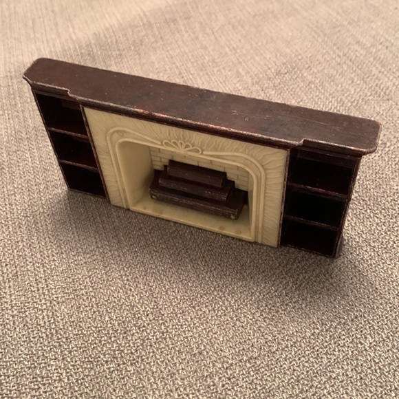 Vintage Plasco Plastic Dollhouse Fireplace Toy with Bookshelves Made in USA - Picture 10 of 10